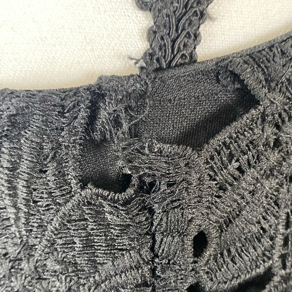 ASTR Black Floral Embroidered Mini Dress Lace size XS Boho Bodycon Sleeveless - Picture 12 of 12